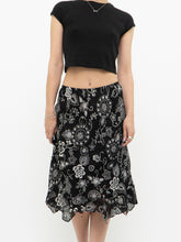 Load image into Gallery viewer, Vintage x Reversible Floral Chiffon Midi Skirt (XS, S)