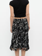 Load image into Gallery viewer, Vintage x Reversible Floral Chiffon Midi Skirt (XS, S)