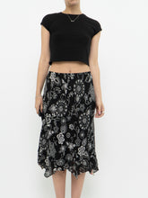 Load image into Gallery viewer, Vintage x Reversible Floral Chiffon Midi Skirt (XS, S)