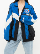 Load image into Gallery viewer, Vintage x Made in Canada x BLUE JAYS MLB Windbreaker (XL)