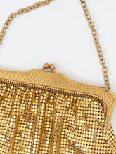 Load image into Gallery viewer, Vintage x Made in USA x WHITING AND DAVIS Chainlink Gold Clutch