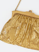 Load image into Gallery viewer, Vintage x Made in USA x WHITING AND DAVIS Chainlink Gold Clutch