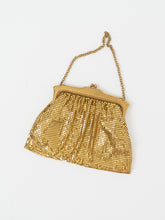 Load image into Gallery viewer, Vintage x Made in USA x WHITING AND DAVIS Chainlink Gold Clutch