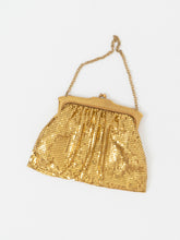 Load image into Gallery viewer, Vintage x Made in USA x WHITING AND DAVIS Chainlink Gold Clutch