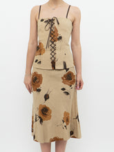 Load image into Gallery viewer, Vintage x Made in Canada x HOLT RENFREW Beige Floral Linen Set (S, M)