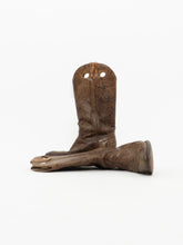 Load image into Gallery viewer, Vintage x LAREDO Dark Brown Worn Leather Boots (8.5, 9W)