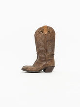 Load image into Gallery viewer, Vintage x LAREDO Dark Brown Worn Leather Boots (8.5, 9W)