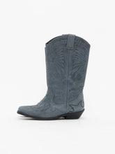 Load image into Gallery viewer, Vintage x Made in Spain x OFF-CAMPUS Ash Blue Suede Cowboy Boot (7, 7.5W)