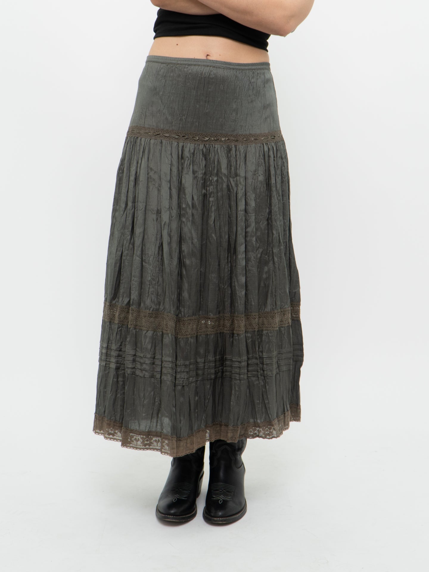 Vintage x Sage Green Bohemian Midi Skirt (M, L)