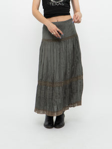 Vintage x Sage Green Bohemian Midi Skirt (M, L)