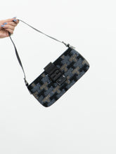 Load image into Gallery viewer, Vintage x Beaded Faux Fendi Purse