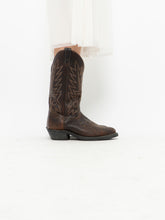 Load image into Gallery viewer, Vintage x Made in Canada x Brown Leather Cowboy Boots (8.5W)