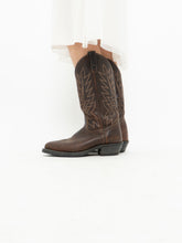 Load image into Gallery viewer, Vintage x Made in Canada x Brown Leather Cowboy Boots (8.5W)