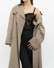 Load image into Gallery viewer, Vintage x HART SCHAFFNER &amp; MARX 80s Beige Wool Trench (XS-M)