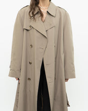 Load image into Gallery viewer, Vintage x HART SCHAFFNER &amp; MARX 80s Beige Wool Trench (XS-M)