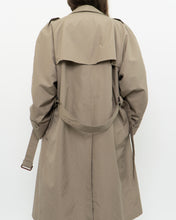 Load image into Gallery viewer, Vintage x HART SCHAFFNER &amp; MARX 80s Beige Wool Trench (XS-M)