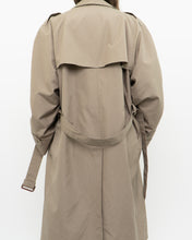 Load image into Gallery viewer, Vintage x HART SCHAFFNER &amp; MARX 80s Beige Wool Trench (XS-M)