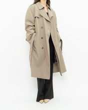 Load image into Gallery viewer, Vintage x HART SCHAFFNER &amp; MARX 80s Beige Wool Trench (XS-M)