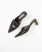 Load image into Gallery viewer, Vintage x Made in Italy x BRIGHTON Burgundy Leather Mules (7, 7.5)