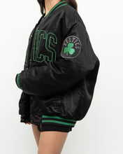 Load image into Gallery viewer, Vintage x MAJESTIC x CELTICS Black Satin Bomber Jacket (S-XL)