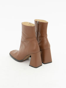 ANA PALMA SPAIN x Tan Leather Boots (7, 7.5)