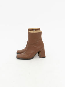 ANA PALMA SPAIN x Tan Leather Boots (7, 7.5)