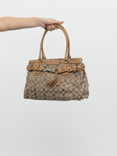 Load image into Gallery viewer, COACH x Hampton Signature Carryall Bag Satchel