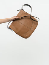 Load image into Gallery viewer, COACH x Tan Pebble Leather Crossbody Purse