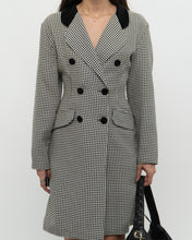 Load image into Gallery viewer, Vintage x Made in Canada x Black &amp; White Houndstooth Blazer (M, L)