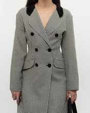 Load image into Gallery viewer, Vintage x Made in Canada x Black &amp; White Houndstooth Blazer (M, L)