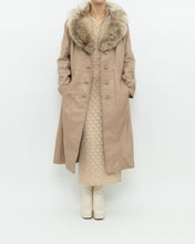 Load image into Gallery viewer, Vintage x Beige Penny Lane Leather, Fur Coat (XS-M)