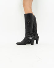 Load image into Gallery viewer, Vintage x DAVOS GUMMA Black Leather Insulated Heeled Boots (7-8)