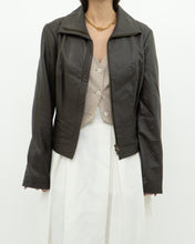 Load image into Gallery viewer, Vintage x BEBE Brown Leather Jacket (XS-L)