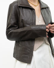 Load image into Gallery viewer, Vintage x BEBE Brown Leather Jacket (XS-L)