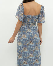 Load image into Gallery viewer, ASTR THE LABEL x Blue Ruffled Floral Dress (M)