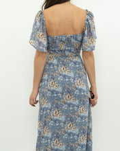 Load image into Gallery viewer, ASTR THE LABEL x Blue Ruffled Floral Dress (M)