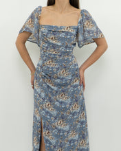 Load image into Gallery viewer, ASTR THE LABEL x Blue Ruffled Floral Dress (M)