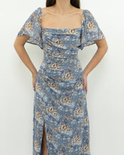 Load image into Gallery viewer, ASTR THE LABEL x Blue Ruffled Floral Dress (M)