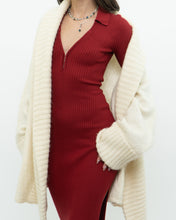 Load image into Gallery viewer, Vintage x ABRECOMBIE &amp; FITCH x Red Fine Knit Bodycon Dress (XS)