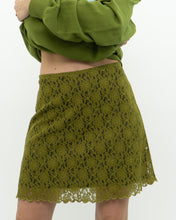 Load image into Gallery viewer, Vintage x Green Floral Lace Skirt (S, M)