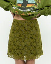 Load image into Gallery viewer, Vintage x Green Floral Lace Skirt (S, M)