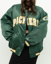 Load image into Gallery viewer, PUMA x GREENBAY PACKERS Bomber Jacket (S-L)