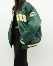 Load image into Gallery viewer, PUMA x GREENBAY PACKERS Bomber Jacket (S-L)