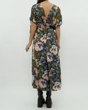 Load image into Gallery viewer, Modern x Green Floral Satin Jumpsuit (XS, S)