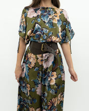 Load image into Gallery viewer, Modern x Green Floral Satin Jumpsuit (XS, S)