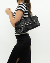 Load image into Gallery viewer, Vintage x Made in Italy x PAOLO MASI Black Leather Purse