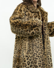 Load image into Gallery viewer, Vintage x TISSAVEL FRANCE Faux Fur Cheetah Jacket (XS-L)