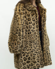 Load image into Gallery viewer, Vintage x TISSAVEL FRANCE Faux Fur Cheetah Jacket (XS-L)