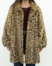 Load image into Gallery viewer, Vintage x TISSAVEL FRANCE Faux Fur Cheetah Jacket (XS-L)