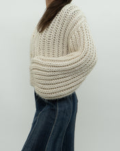 Load image into Gallery viewer, Handknit x Baggy Cream Cropped Chunky Cardigan (XS-L)